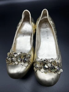 Bailarina Marc Fisher Plana Cremallera Cuero Dorado Cuentas Florales Talla 8M - Imagen 1 de 9
