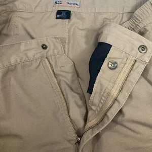5.11 Tactical Herren Khaki Braun Cargohose Größe 42x32 - Bild 1 von 15