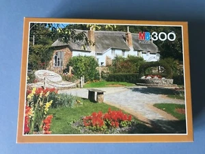Rompecabezas Cockington Devon, MB Connoisseur, 300 piezas, completo - Imagen 1 de 6