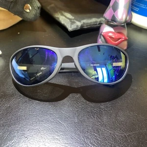 Bimini Bay Polarized Sunglasses RB-BB2-SB Grey With Blue Lens Fishing Beach - Picture 1 of 6