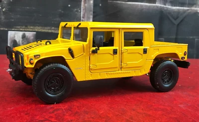 NEW IN BOX Diecast Johnny Lightning SUPER MAGMAS YELLOW HUMMER 1:24 #213-00 - Image 1 of 4