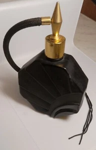 VINTAGE BLACK GLASS ART DECO GEOMETRIC PERFUME BOTTLE WITH GOLD ATOMIZER - Picture 1 of 6
