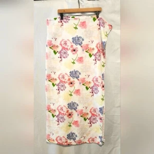 Manta de algodón orgánico suave floral pastel Burt's Bees Baby - Imagen 1 de 7