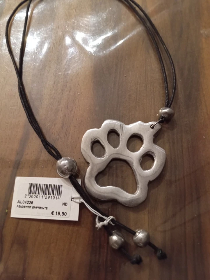 Collana Impronta Nuova Alluminio Riciclato Vestopazzo  - Immagine 1 di 4