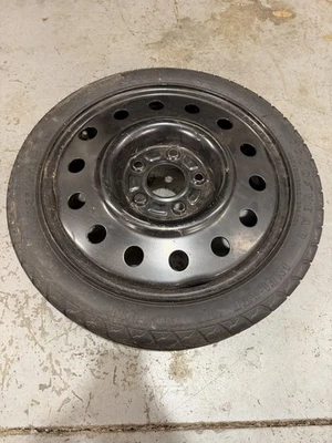 Neumático de rosquilla de repuesto Firebird/Camaro 16" OEM Chevrolet Pontiac 93-02 Foto 1 de 4