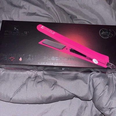 Royale Platinum Genius Hair Straightener with Ceramic Plates PINK!!! Sealed!! - Image 1 of 4