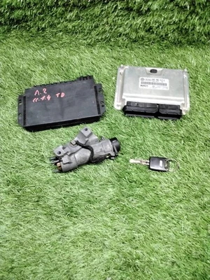 KIT CHIAVI CENTRALINA MOTORE PER AUDI A2 Serie (8Z0) 045906019G Benzina (00>05) - Immagine 1 di 4