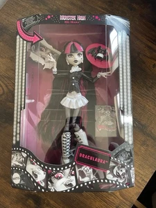 Monster High Reel Drama Draculaura Doll 2025 Brand New Sealed 👻💀 - Picture 1 of 3