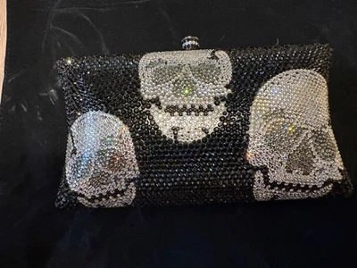 Bolso de Mano Calavera Cristal Negro y Plata - Casual o Cócteles Foto 1 de 4