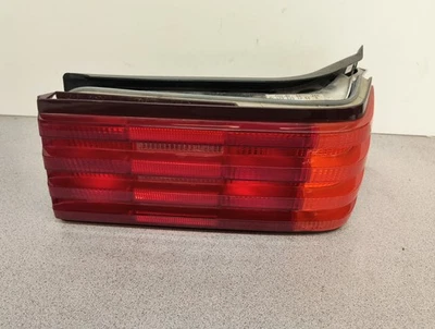 (READ) 96-98 Mercedes Benz SL500 SL600 SL320 Right RH Tail Light 1298203264 - Image 1 of 4