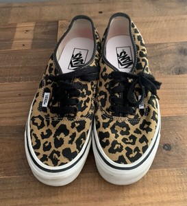 cheapest pair of vans