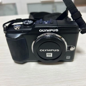Olympus PEN E-PL2 Mirrorless Digital Camera Double Lens kit Black - Picture 1 of 6