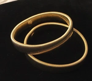 Vintage Paar goldfarbene Stil Ärmelhalter Armbänder Stretch Armbänder - Bild 1 von 16