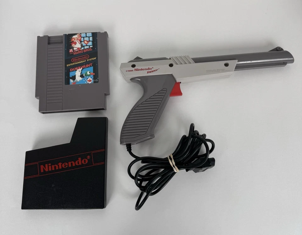 Super Mario Bros Duck Hunt Nintendo NES Game Bundle with Zapper Gun Untested - Image 1 of 4