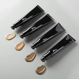 NOW HALF PRICE !! Mii Skin Loving BB Cream SPF 15 - Radiantly DEEP - Picture 1 of 4