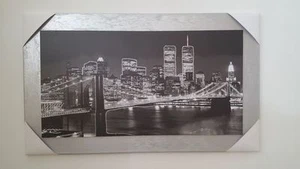 QUADRO MODERNO NEW YORK PONTE BROOKLYN IN LEGNO CORNICE E GLITTER ARGENTO - Imagen 1 de 1