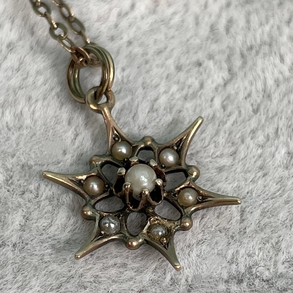 Collar Relleno de Oro Rosa con Perlas Semilla, Copo de Nieve o Colgante Estrella, Vintage Foto 1 de 4