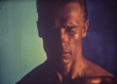 Super8 Teaser TERMINATOR 2, dt. Magnetton SCHWARZENEGER - Bild 1 von 4