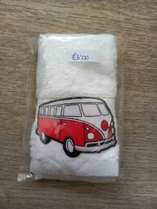 Campervan Motif Face wash Cloth Flannel RED LARGE Motif - Picture 1 of 2