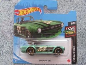 Hot Wheels 2021 #009/250 TRIUMPH TR6 green @A - Picture 1 of 2