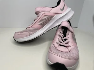 Scarpe da ginnastica bambina Nike Downshifter 11 rosa nero bianco metallizzato sneaker taglia 3 - Foto 1 di 8