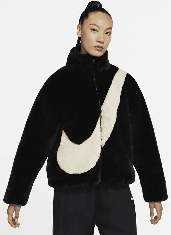 Nike Sportswea Women's Jacket Black - Size L (DO3791010)