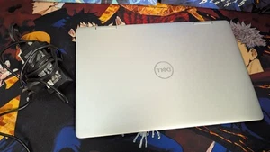 DELL INSPIRON 7586 2in1 i7-8565U 1.80GHz 16GB RAM 8GB TOUCH w/AC *READ - Picture 1 of 9
