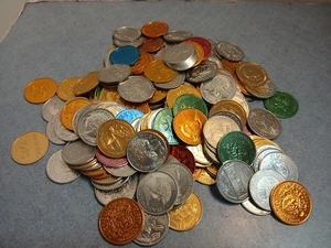 Lot Of Approximately 170 Mardi Gras Coins Doubloons 1970s New Orleans - Picture 1 of 10