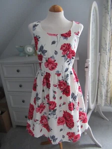 Cath Kidston 1940's Vintage Style Floral Rose & Polka Dot Dress 12 - NEW Wedding - Picture 1 of 4