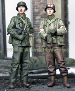Alpine Mins 35314 US Infantry & Medic 2 fig set WW2 1/35th Unpainted kit - Picture 1 of 6