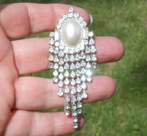 Spilla cascata strass cabochon perle bianche finte scintillanti vintage VIDEO 3"+ - Foto 1 di 13