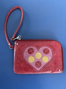 FOSSIL Distressed Leather Patchwork Heart Multicolor Zip Around Wristlet/Wallet - Picture 1 of 12