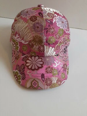 Sombrero para mujer Steve Madden rosa floral satinado hebilla ajustable OSFM NUEVO CON ETIQUETAS Foto 1 de 4