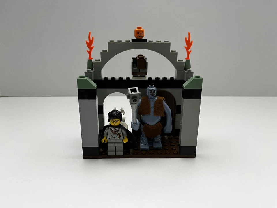 Lego Harry Potter Troll on the Loose- 4712 - Image 1 of 3