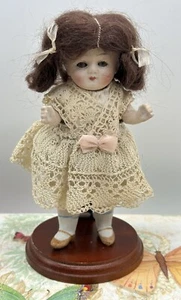 Antique German All-Bisque Doll P 610/0 -Sleep Eyes- Jointed, Human Hair Wig 6.5" - Picture 1 of 12