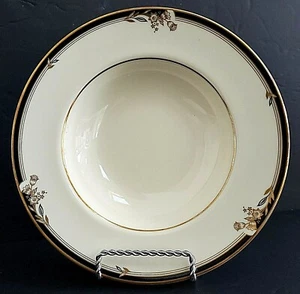 NEWBURY Banda Negra de Minton~Tazón de Sopa Borde~Banda Negra~Flores Doradas - Imagen 1 de 12