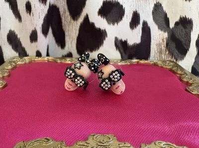 Betsey Johnson Film Noir Hollywood Movie Star Girl Pink Lucite Skull Earrings - Image 1 of 3