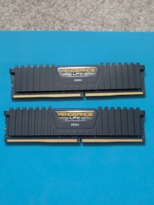Corsair Vengeance LPX 32GB  (2x16GB) DDR4-3200 RAM Memory Module - Image 1 of 3