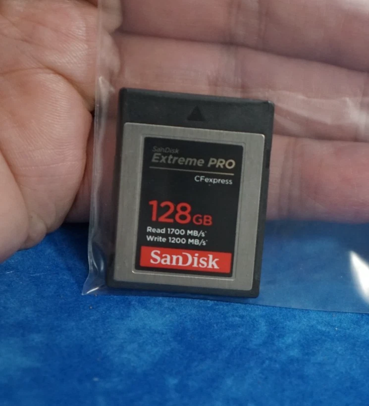 SanDisk 128GB Extreme PRO CFexpress Memory Card Type B CF Express 128 GB - Image 1 of 1