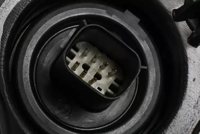 Genuine GM Headlamp Assembly 84582598 - Image 1 of 4