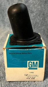 Corvette clutch rod boot - 68-81 - NOS - GM# 3915689 - Picture 1 of 5