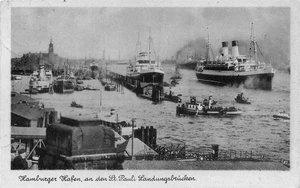 AK Hamburg (20095), Hamburger Hafen, an den St. Pauli Landungsbrücken, n.gelaufe - Bild 1 von 2