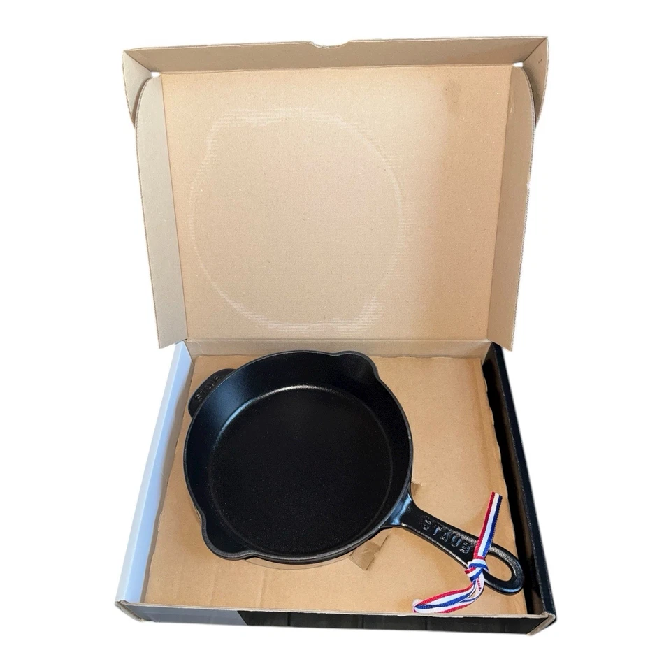 STAUB FUND IRON 8,5 pulgadas, sartén profunda tradicional, negro mate Foto 1 de 3