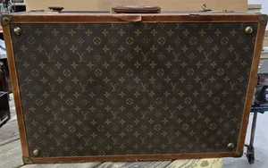 Vtg Louis Vuitton Distressed 25 1/2" Suitcase Luggage for Restoration Refurbish - Picture 1 of 19
