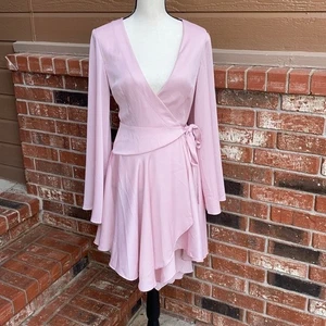 Mini Vestido KEEPSAKE the Label Nuevo con Etiquetas Oceans LS Asimétrico Dobladillo Envolvente en Rubor XS - Imagen 1 de 9