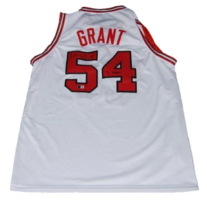 HORACE GRANT signed (CHICAGO BULLS) white XL basketball jersey BECKETT 2W819379 - Picture 1 of 4