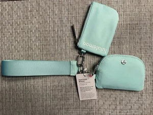 Lululemon Dual Pouch Wristlet ~ Ideal Mint/White IDLM/WHT~ NWT - Picture 1 of 7