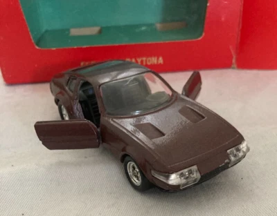 VEREM  ANCIENNES 1/43 :  FERRARI DAYTONA  Edition limitée Le Mans 1972 PAS NOREV - Photo 1/4