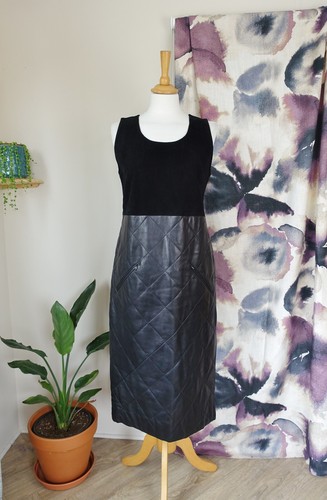 Abito trapuntato CHANEL CC logo nero pelle scamosciata e agnello diamante taglia 10 12