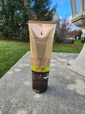 NEW Macadamia Professional Ultra Rich Moisture Cleansing Conditioner - 3.3 fl oz - Image 1 of 2
